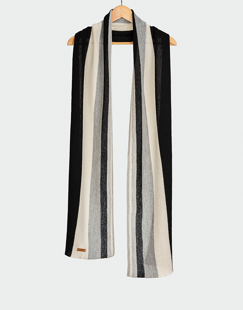 SURFACE SCARF
